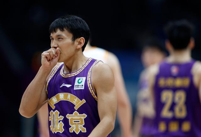 1743264826867011754.jpg (体育)(16)篮球——CBA常规赛:北京控股胜吉林九台农商银行XxjpseC007170_20240402_PEPFN0A001.jpg